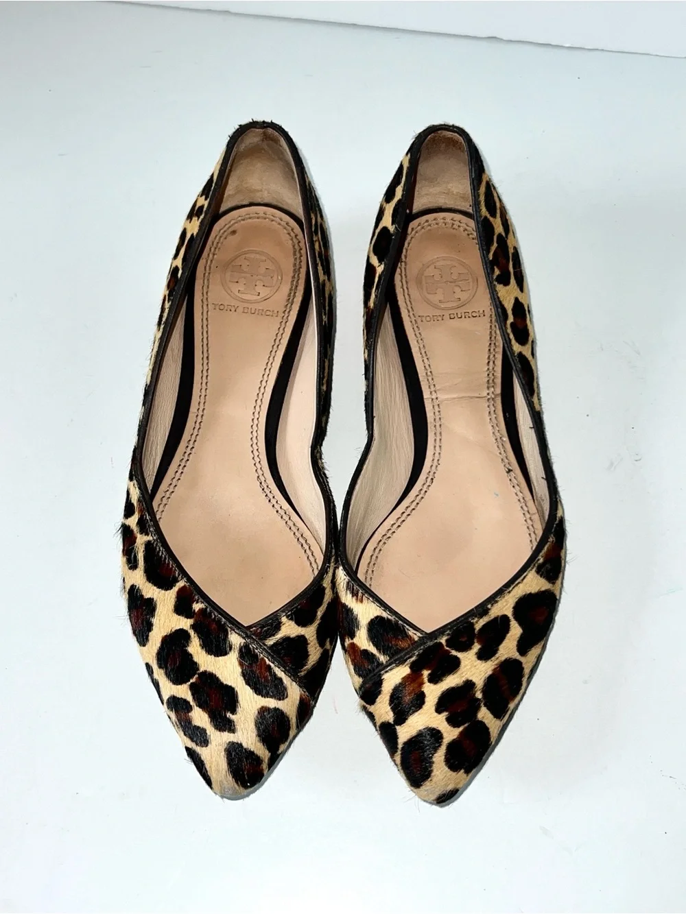 Tory Burch Sz 6.5 M Animal Print Cow Fur Casual Elegant Flats